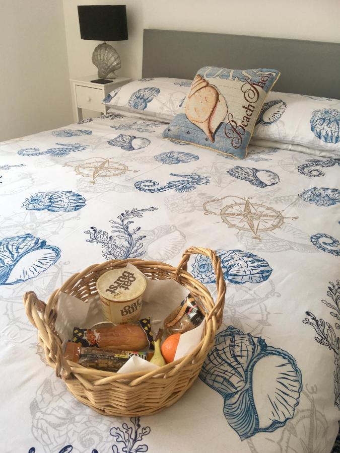 Beachside Bed & Breakfast Bed & Breakfast *
